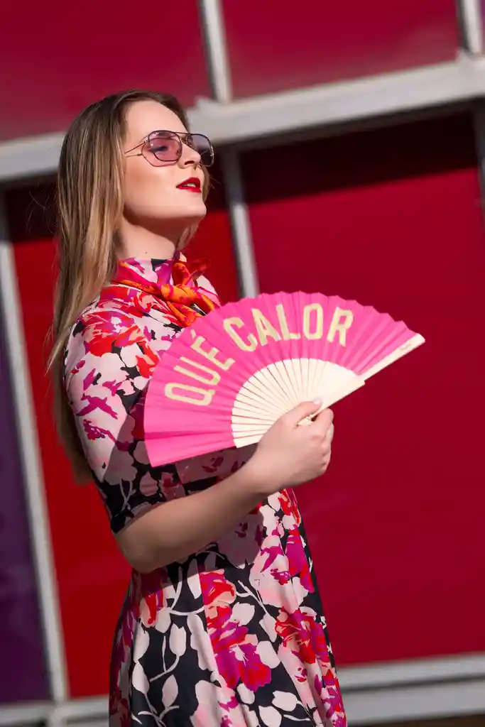 Abanico Que Calor Rosa Y Amarillo