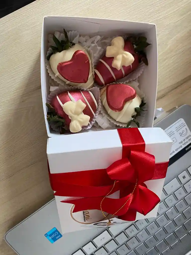 Caja De Fresas X4 Unds