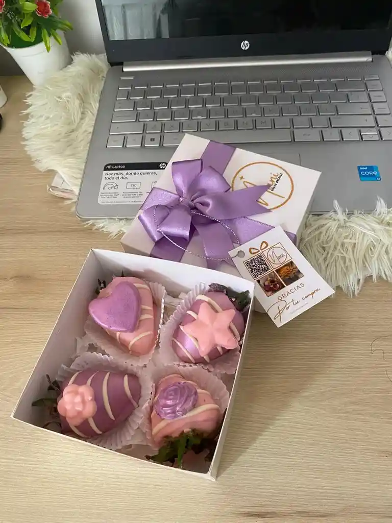 Caja De Fresas X4 Unds