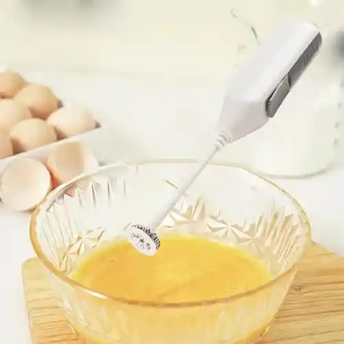 Batidor De Mano Con Pilas