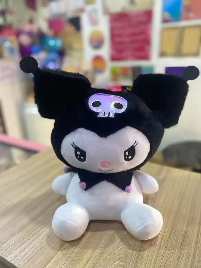 Peluche Kuromi Mediana