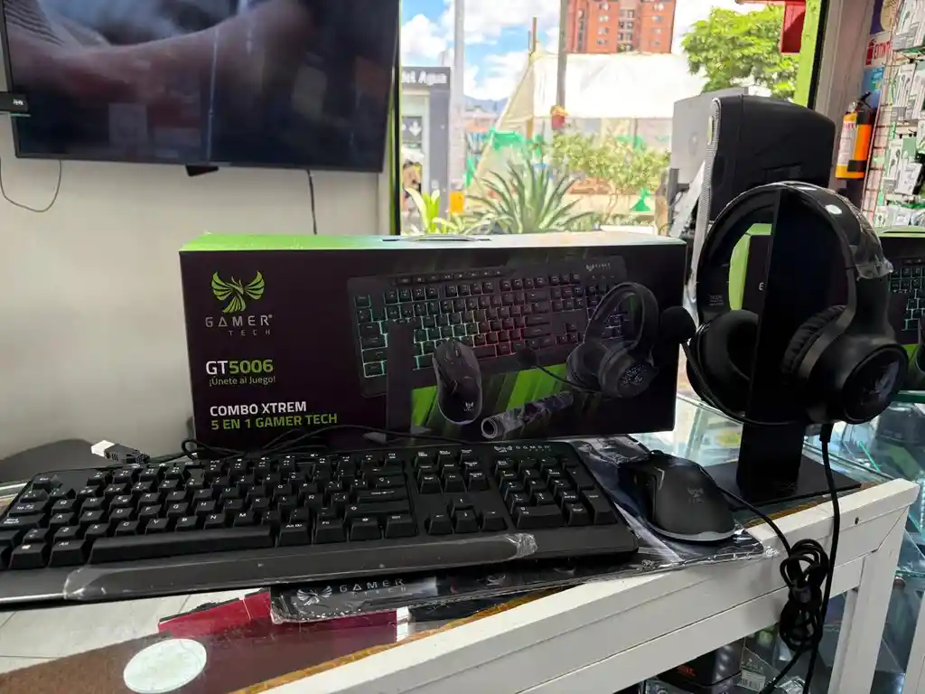 Combo Gamer Teclado Mouse Diadema Soporte