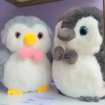 Llavero Peluche Pinguino Con Corbatin