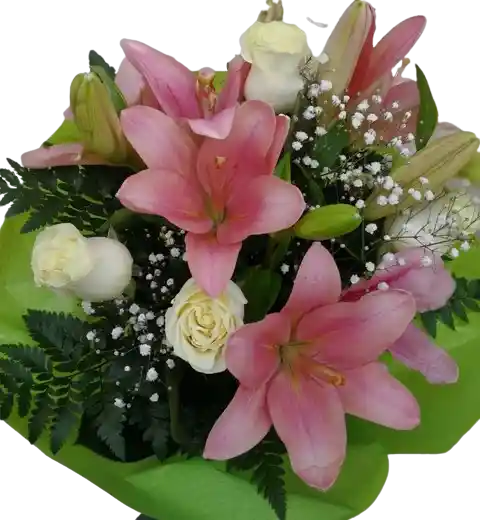 Lirios Rosados Y Rosas Blancas