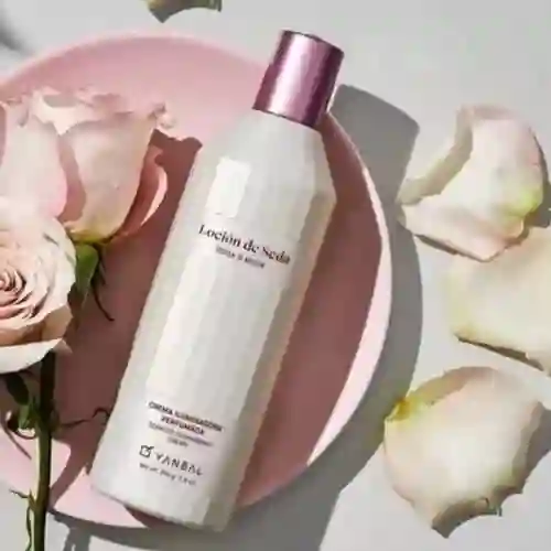 Yanbal Loción De Seda Rosa & Musk Crema Iluminadora Perfumada 210 G