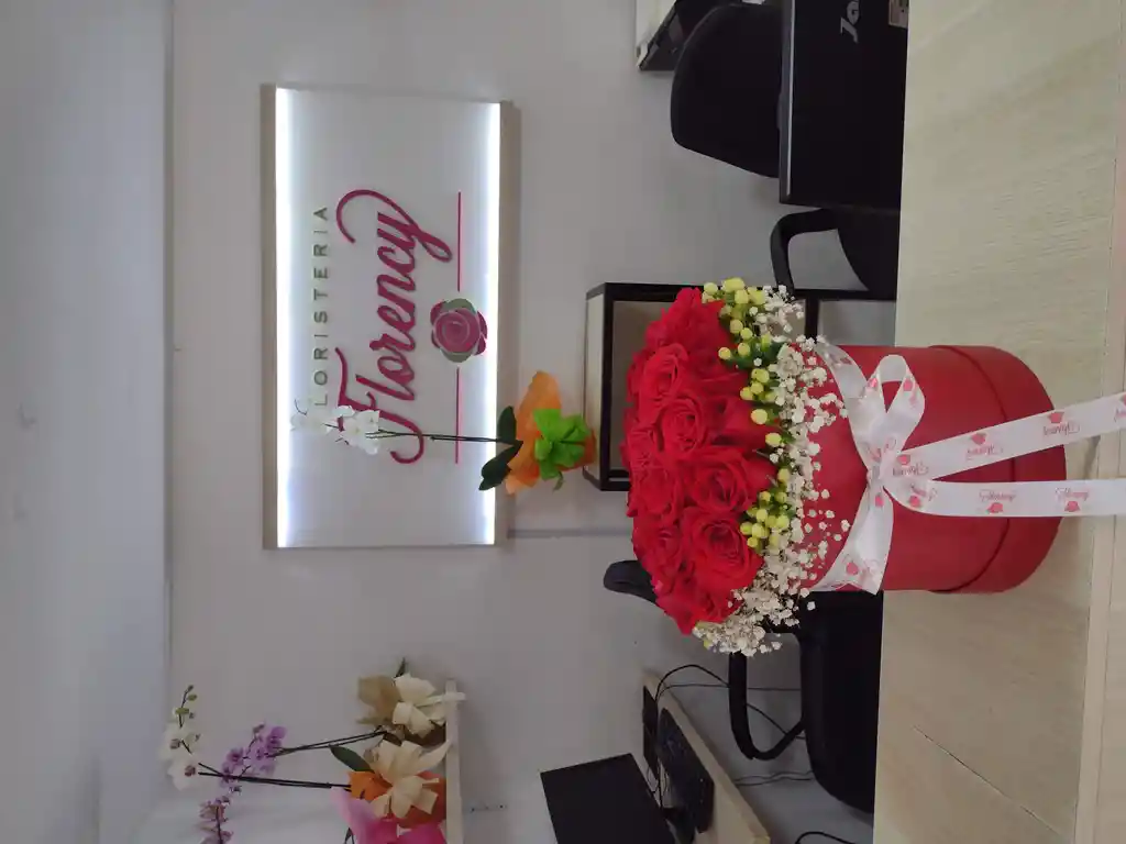 Cilindro Mediano Caja De Rosas
