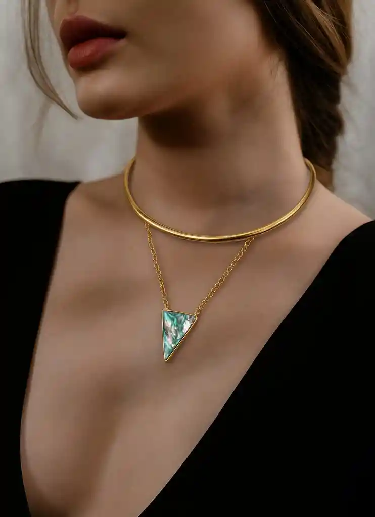 Gargantilla Choker Piedra Nacar En Triangulo