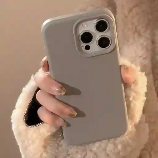 Estuche Silicona Iphone 16 Gris