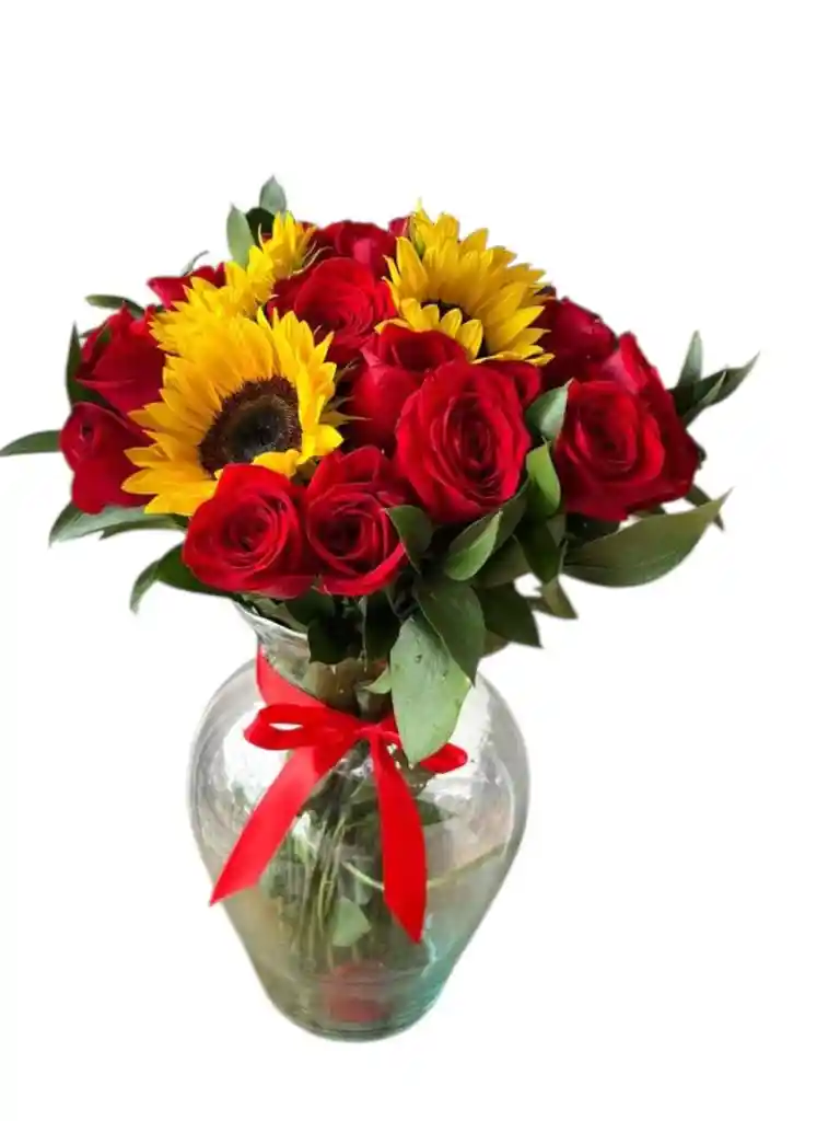 Rosas Y Girasoles En Jarrón