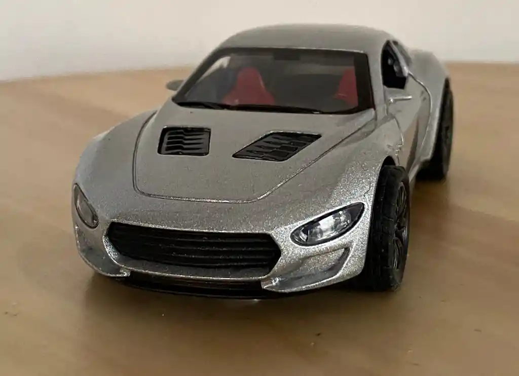 Vehículo Maserati Gran Turismo Edition Escala 1:32 Color Plateado