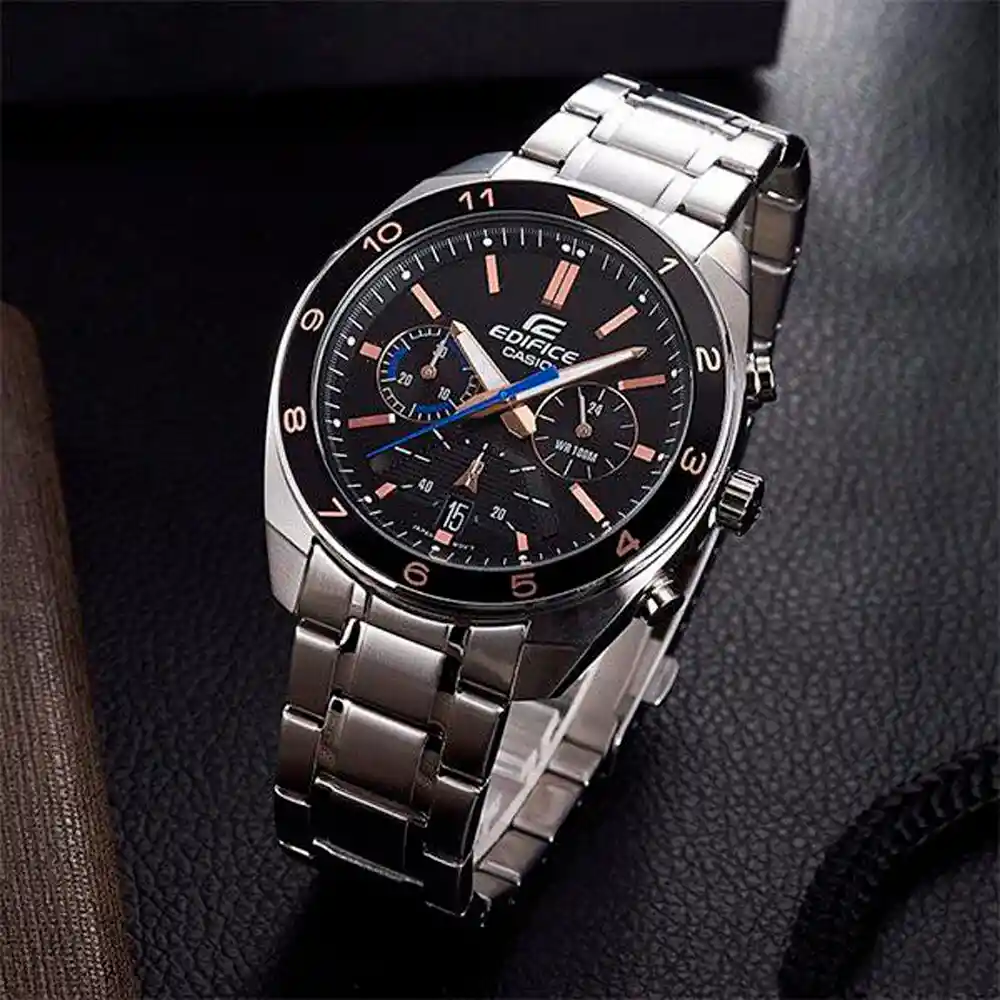 Reloj Análogo Curren Original Kred8002 - 8438 Silicona Color Naranja Y Negro Para Hombre
