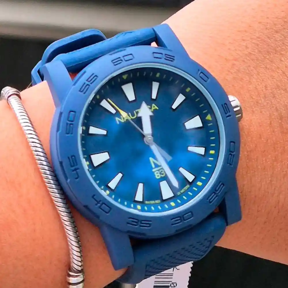 Reloj Análogo Curren Original Kred8301 Acero Inoxidable Color Plateado Para Hombre