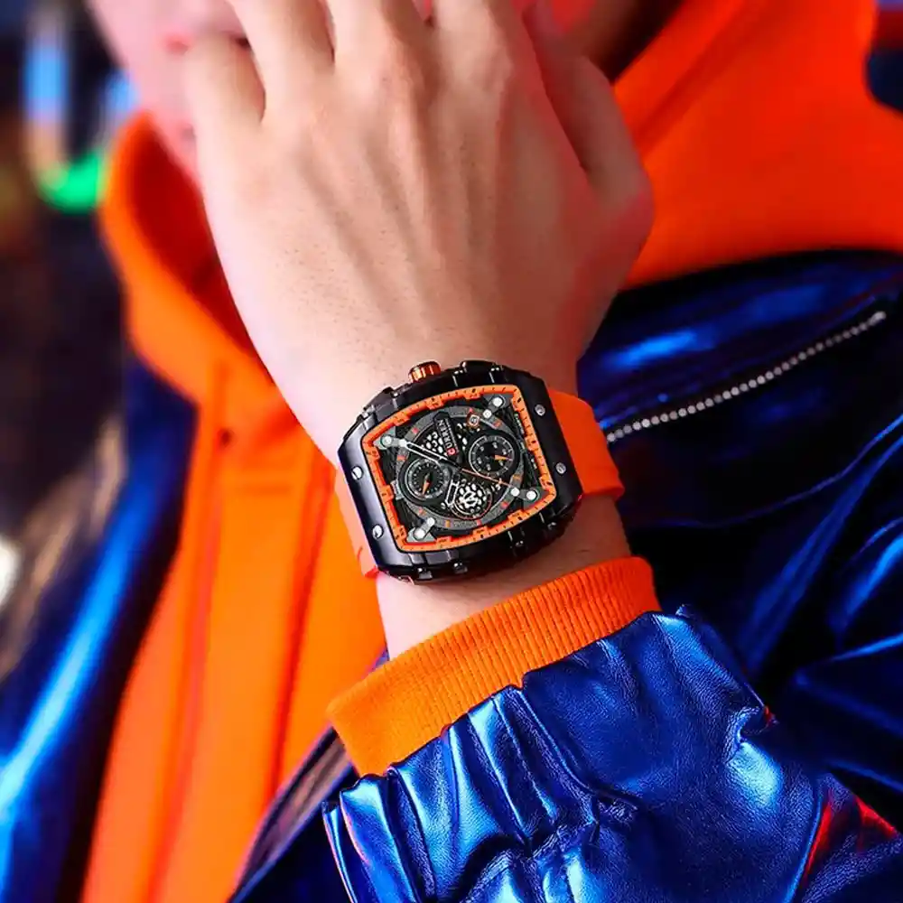 Reloj Análogo Curren Original Kred8002 - 8438 Silicona Color Naranja Y Negro Para Hombre