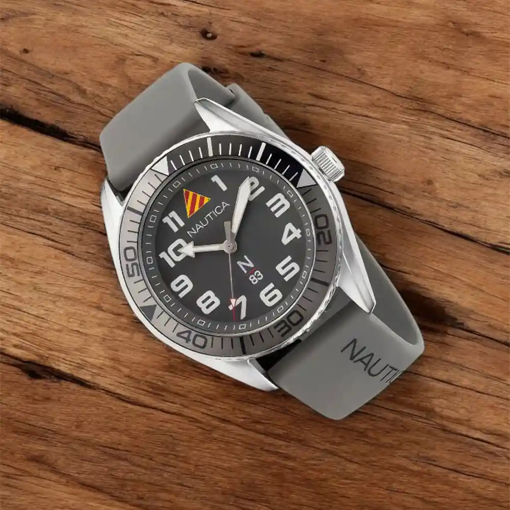 Reoj Análogo Nautica Original Napfwf202 Deportivo Color Gris Correa De Silicona Para Hombre
