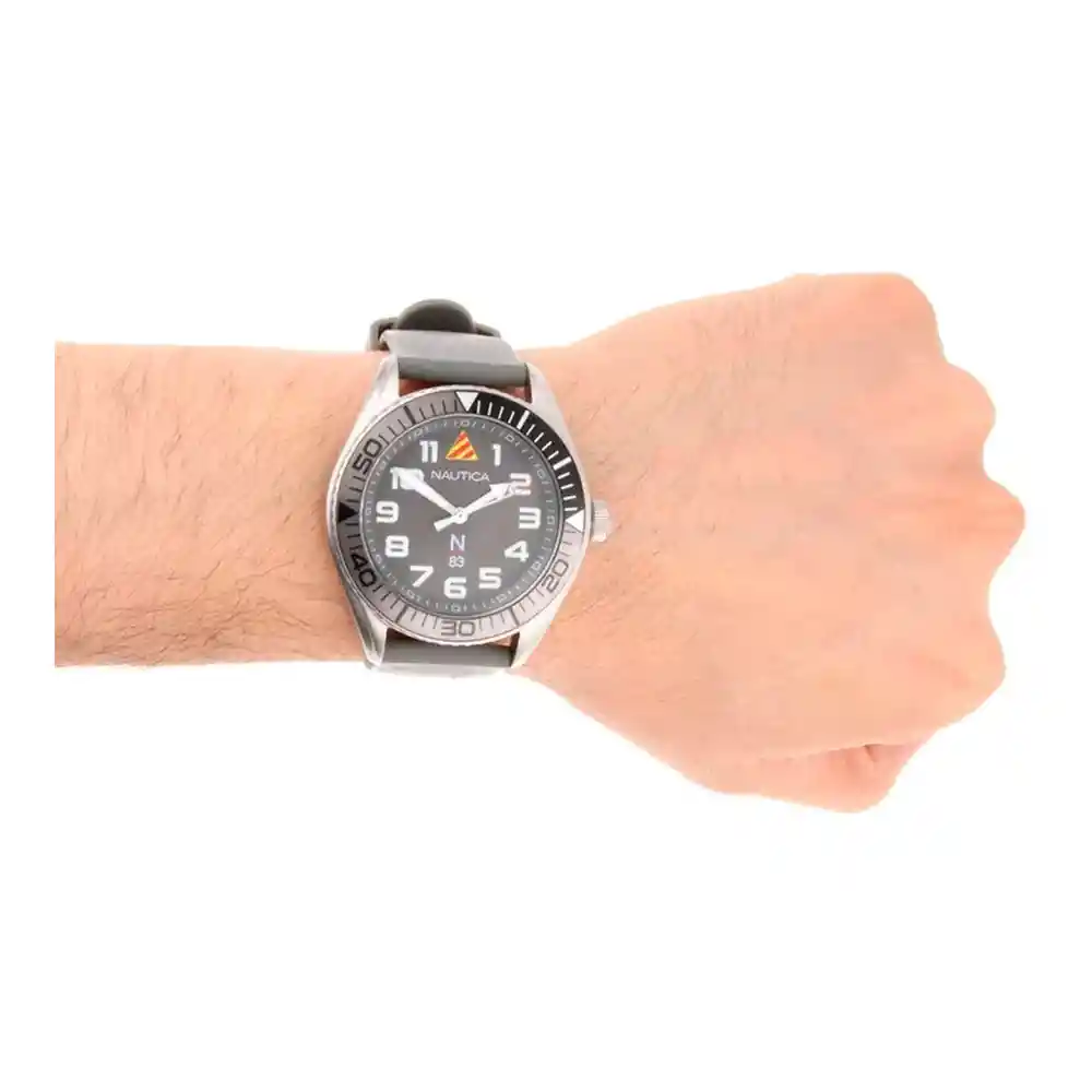 Reoj Análogo Nautica Original Napfwf202 Deportivo Color Gris Correa De Silicona Para Hombre