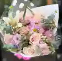 Melodía Rosa Arreglo Floral Sorpresa