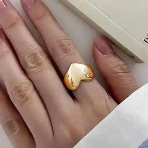 Anillo Corazón Dorado