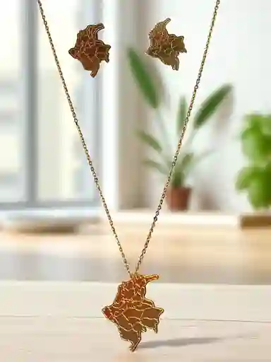 Set De Cadena En Acero Con Baño De Oro Colombia Tierra Querida Con Topos J12
