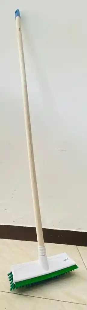 Cepillo Piso