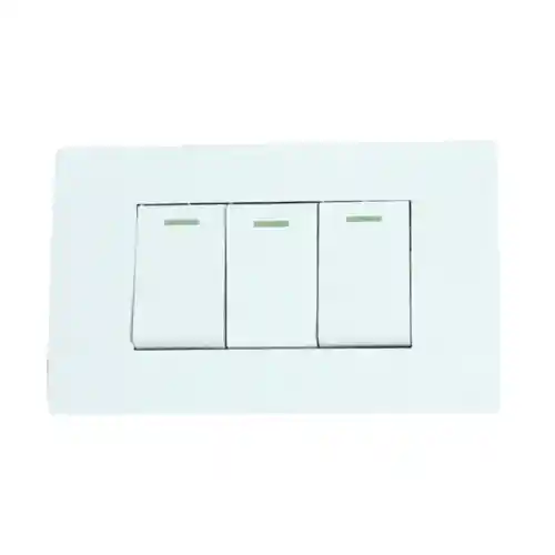 ⭐interruptor Triple Unitec, En Policarbonato, 10a - 110v, Blanco⚪⭐