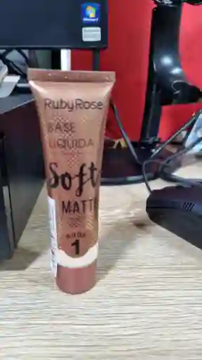 Base Liquida Ruby Rose