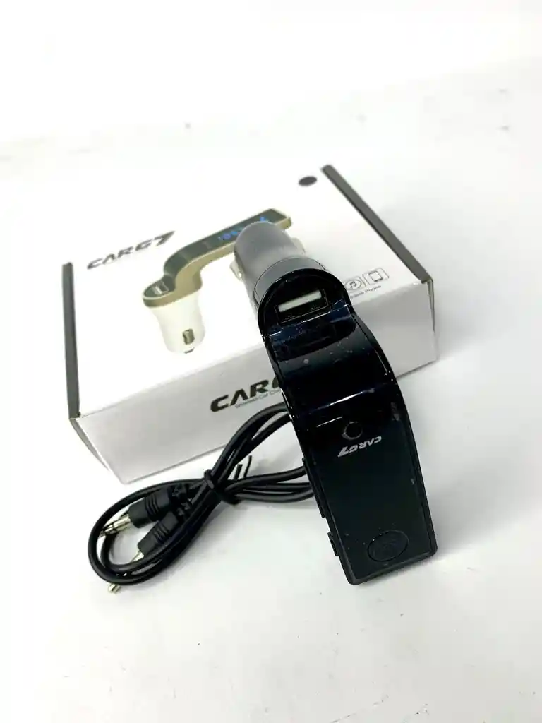 Bluetooth Para Carro Con Entrada Usb Para Cargar Celular G7 Plug Y Tambien Micro Sd