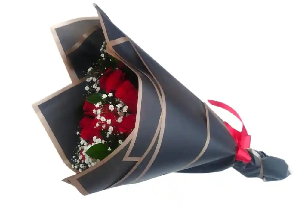 Bouquet De 12 Rosas Con Follajes En Papel Coreano Negro