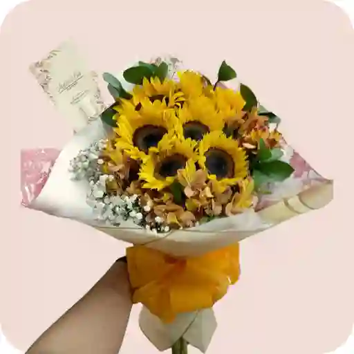Bouquet De Girasoles Mia
