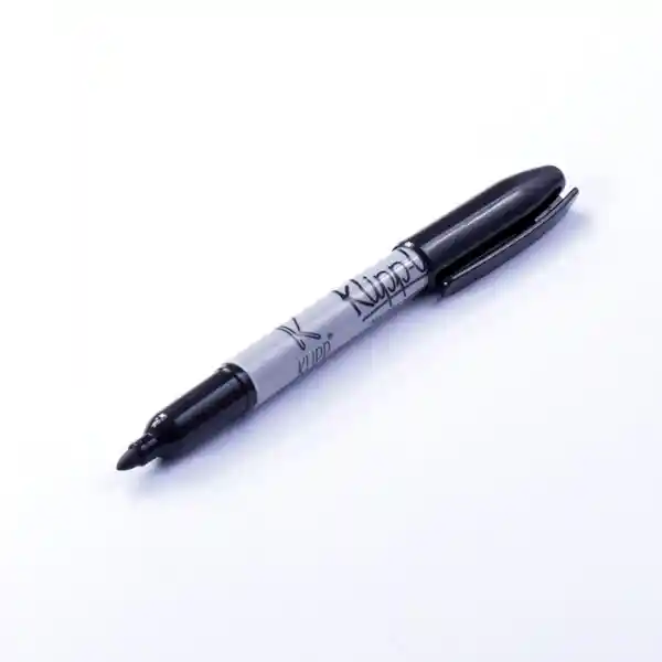 Sharpie Negro