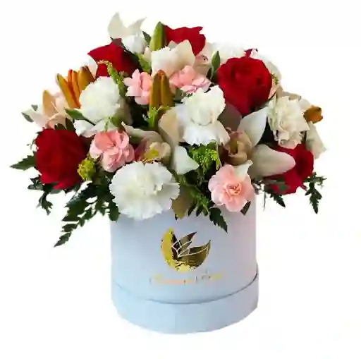 Esencia De Mujer – Arreglo Floral En Caja Blanca