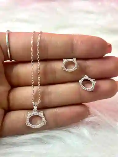 Set Collar Y Aretes Carita De Gato Con Cristal Colgante