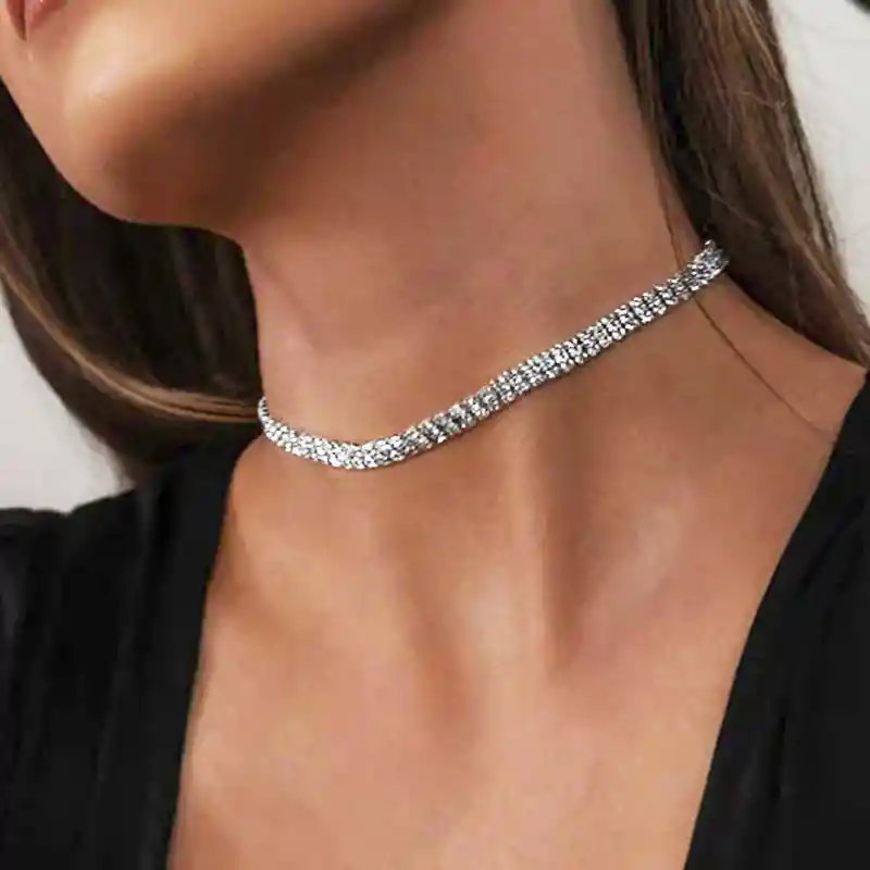 ✨ Collar “glow Queen” – Brilla Sin Pedir Permiso ✨