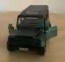 Vehículo Land Rover Defender Escala 1:32 Color Verde Militar