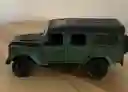 Vehículo Land Rover Defender Escala 1:32 Color Verde Militar