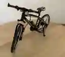 Bicicleta De Metal Escala 1:20 Color Negro