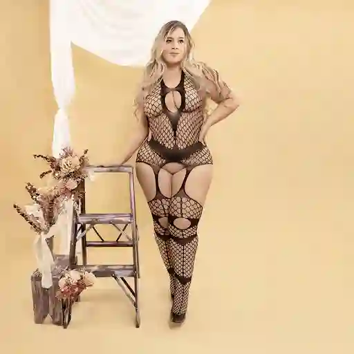 Malla Plus Size Shooting Star + Gratis Lubricante Estrechante Pocket