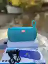 Parlante Verde Turquesa T&g Inalambrico