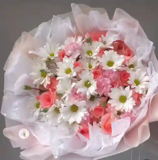 Flores Bouquet De Margaritas, Rosas Y Clavelinas