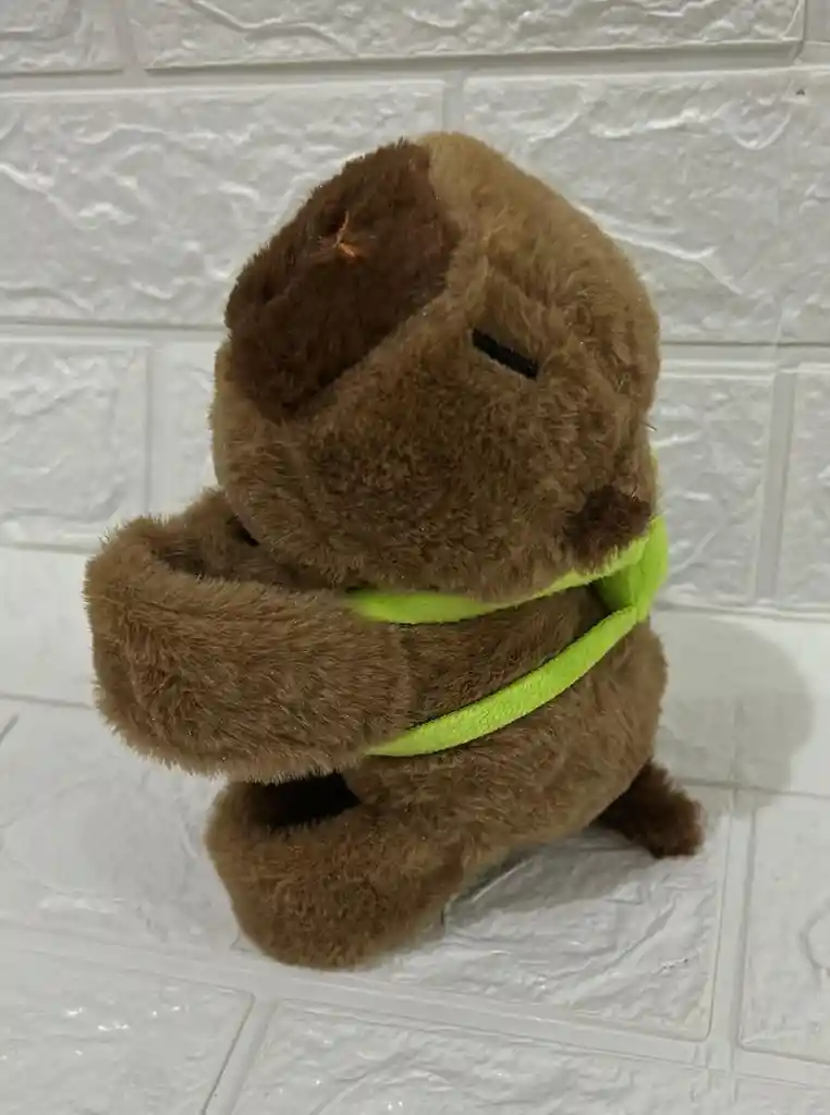 Pulcera Peluche Capibara + Movimiento De Cola + Musical