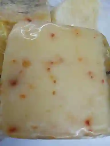 Queso Madurado Con Ají
