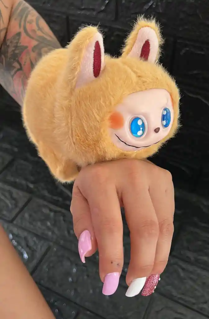 Pulcera Labubu Peluche Con Luches Y Sonido
