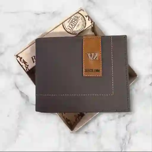 Billetera Hombre Velez Cuero Genuino De Alta Calidad Color Cafe Brown - Grabado