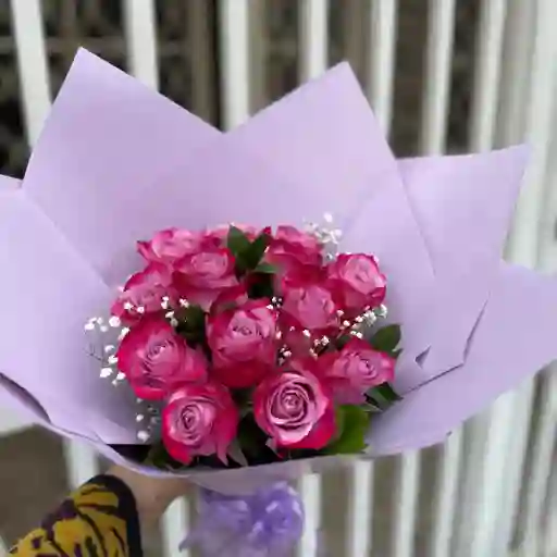Flores Ramo De Rosas Morado