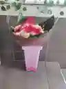 💘 Bouquet Fucsia Y Durazno Con Envoltura Elegante