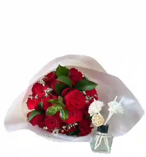 Bouquet De Rosas Rojas Y Difusor De Aromas