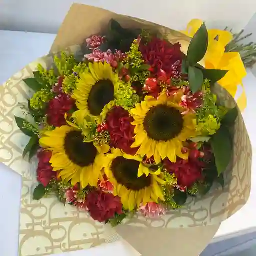 Hermoso Bouquet De Girasol