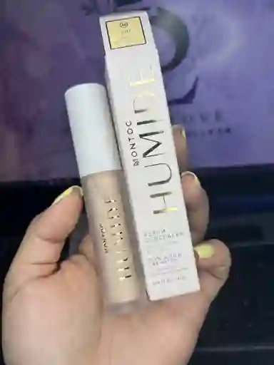 Montoc Serum Concealer Humide Tono 100 (sweet Porcelain)