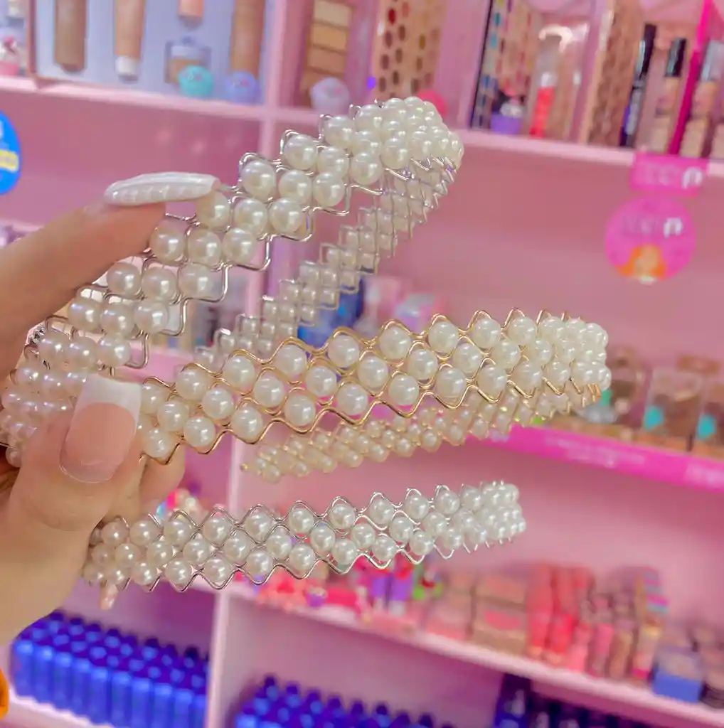 🤍 Diadema De Perlas Estilo Tejido – Sofisticación Para Cualquier Ocasión