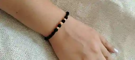 Pulsera Negra Oro 18kilates 2 Bolas De 4mm Y 1 De 6mm