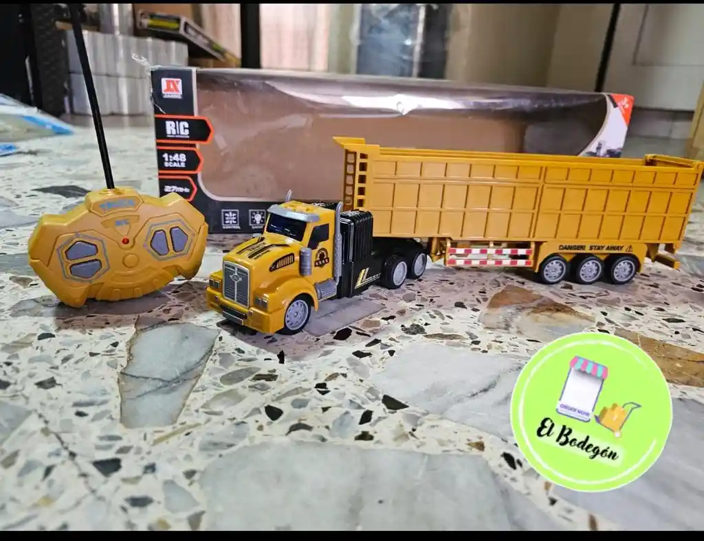 Tractomula Trialer Con Control Remoto Bateria Recargable